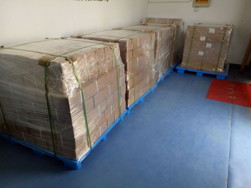 पैकेज और शिपिंग